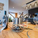 Alpine Black Pearl - Modern & Stylish By Inspiringplaces Zermatt
