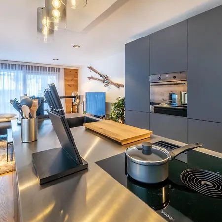 Alpine Black Pearl - Modern & Stylish By Inspiringplaces *