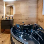 Alpine Black Pearl - Modern & Stylish By Inspiringplaces Церматт